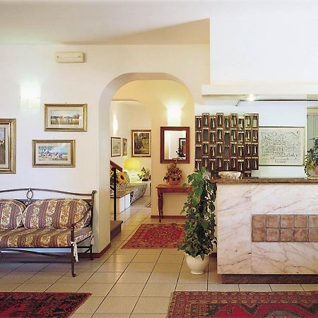 Hotel Angela Fano Esterno foto