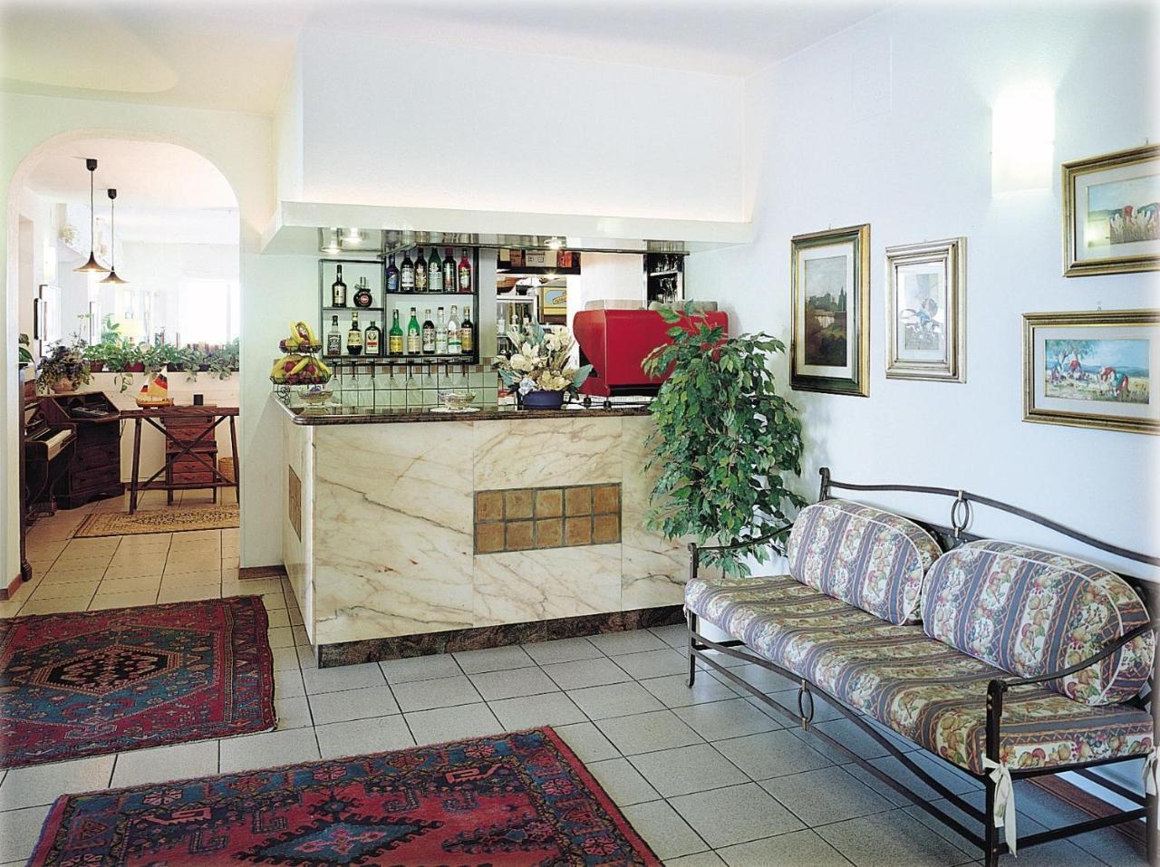 Hotel Angela Fano Esterno foto